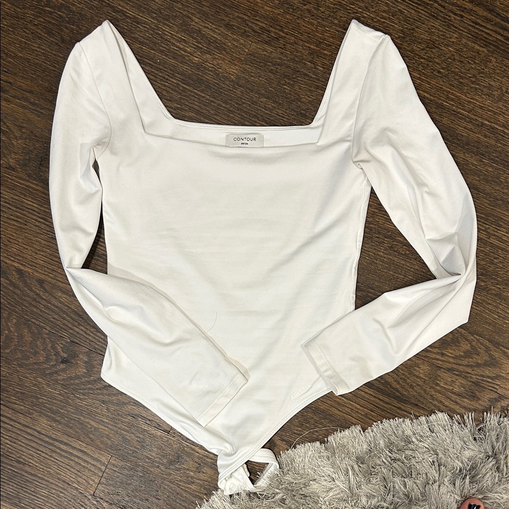 Aritzia contour bodysuit